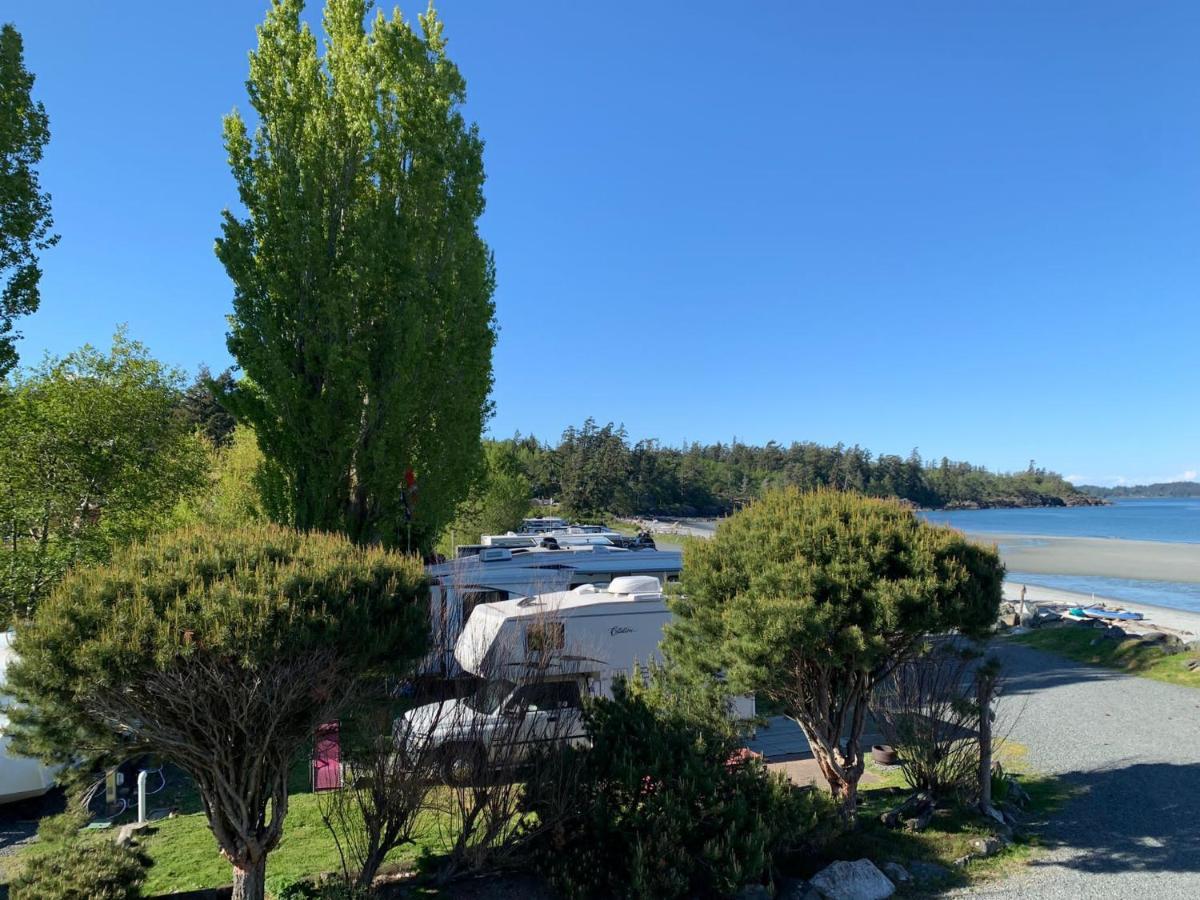 Metchosin Beach House Victoria Extérieur photo